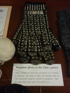 Sanquhar gloves in ‘Duke’ pattern dating before 1889 in Dumfries Museum. (Photo: Angharad Thomas, used by permission of Dumfries Museum.)